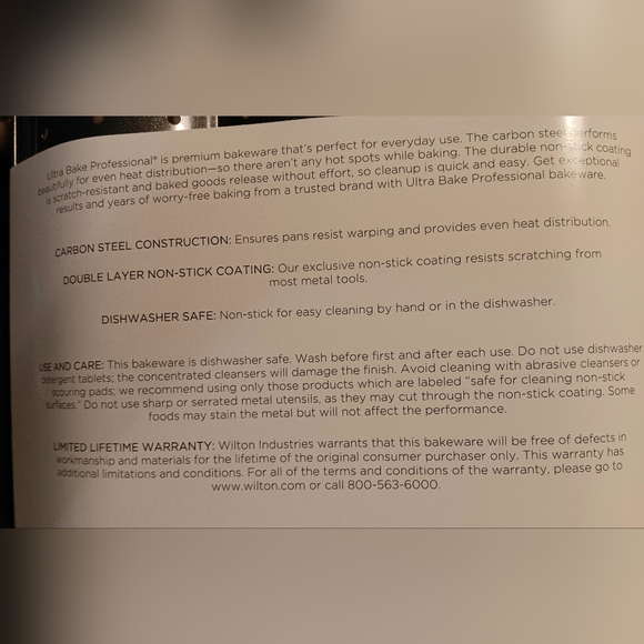 Two New 3-Cavity Wilton Loaf Pans - Picture 3 of 3